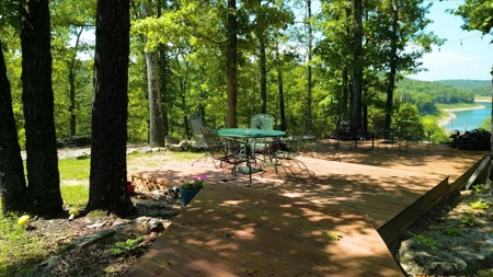 Bull Shoals Lake Front Log Cabin on 77 Acres in Pontiac, MO - image 22