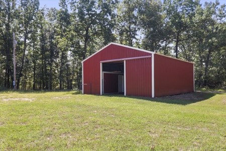 Bull Shoals Lake Front Log Cabin on 77 Acres in Pontiac, MO - image 43