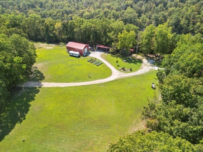 Bull Shoals Lake Front Log Cabin on 77 Acres in Pontiac, MO - image 40