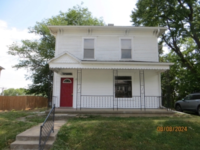 Country Home For Sale In Missouri Valley, Iowa - image 2
