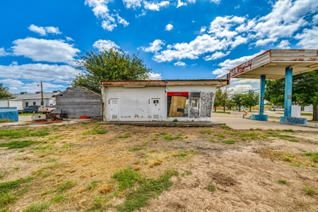 Commercial Property For Sale: Sonora Texas - image 4
