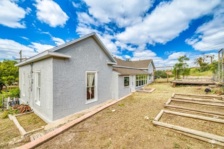 4-Bedroom Home with Historic Appeal in Sonora, TX - image 31