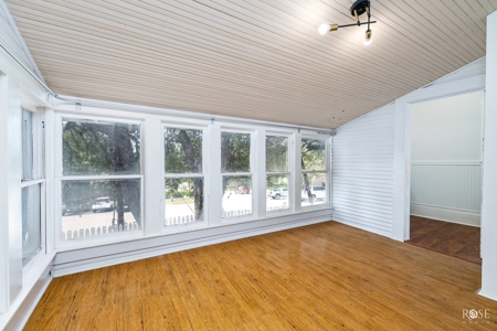 4-Bedroom Home with Historic Appeal in Sonora, TX - image 16
