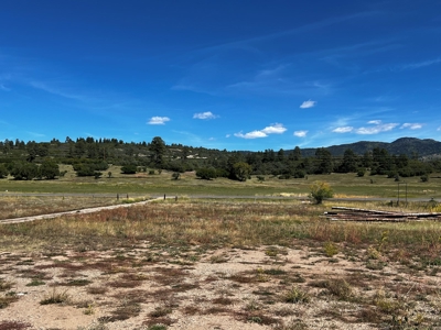 Commercial Lot w/ 2600 SQ Ft Building water/power - image 8