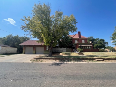 Large 3 Story Home For Sale in Alva, OK/ Bed & Breakfast - image 2