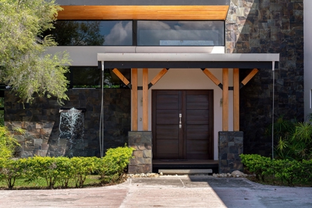 Costa Rica Turrialba Luxury Home with two Guest Homes - image 25