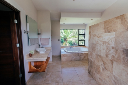 Costa Rica Turrialba Luxury Home with two Guest Homes - image 46