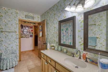 Gorgeous Custom Log Cabin Home For Sale - image 40