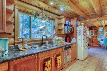 Gorgeous Custom Log Cabin Home For Sale - image 21