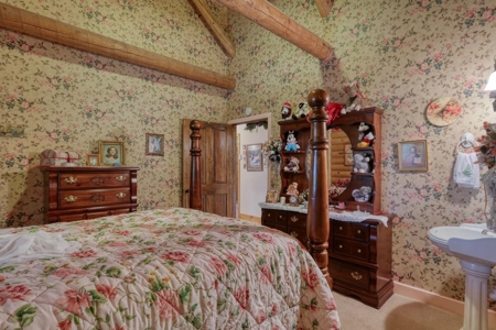 Gorgeous Custom Log Cabin Home For Sale - image 44