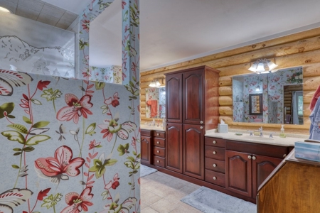 Gorgeous Custom Log Cabin Home For Sale - image 33