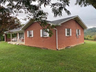 Investment Home and Acreage for Sale in Indian Valley VA - image 33