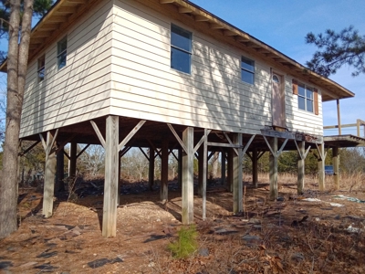 Secluded Property near Bull Shoals Lake for Hobby Farm - image 24