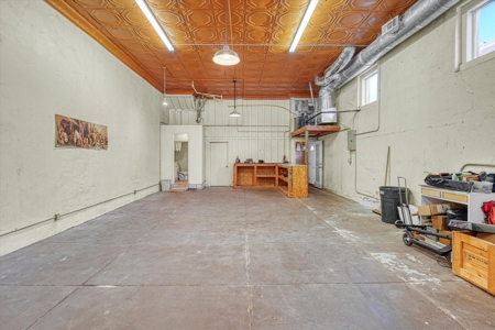Unique Commercial Investment Property - image 10
