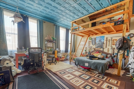 Unique Commercial Investment Property - image 29