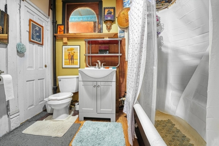 Unique Commercial Investment Property - image 28