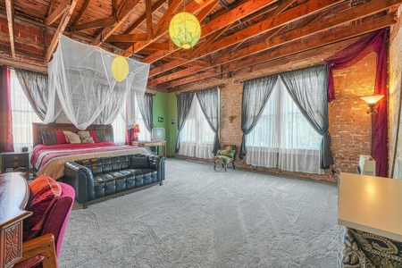 Unique Commercial Investment Property - image 25