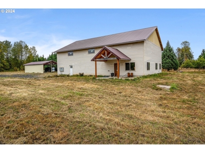 12-Acre Residential Land With Utilities -  Nearby Toledo, WA - image 2
