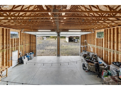 12-Acre Residential Land With Utilities -  Nearby Toledo, WA - image 4