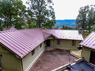 Home For Sale In Crockett's Cove Wytheville VA - image 42