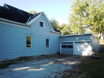 Home For Sale In Logan Iowa - image 8