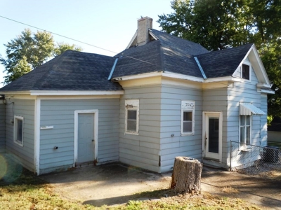 Home For Sale In Logan Iowa - image 5