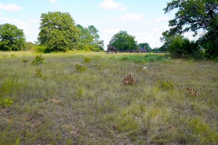 No Reserve Highway Home & Acreage Auction, Meeker, OK - image 9