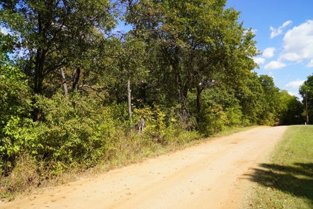 No Reserve Highway Home & Acreage Auction, Meeker, OK - image 20