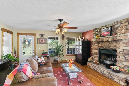 9+ Acres And Ranch Home For Sale Cameron Mo - image 31