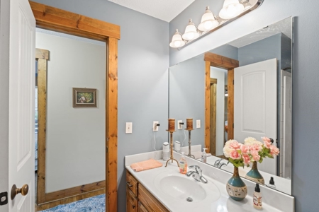 9+ Acres And Ranch Home For Sale Cameron Mo - image 35