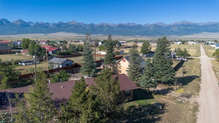 Large Family Home for Sale in Silver Cliff, CO - image 3