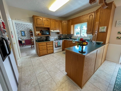 Home For Sale Near Golf Course In Wytheville VA - image 12