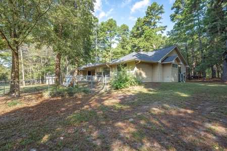 Move In Ready Holly Lake Ranch Home East Texas Wood County - image 36