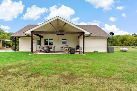 New Country Home For Sale in SE Paris TX - image 19