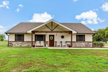 New Country Home For Sale in SE Paris TX - image 1