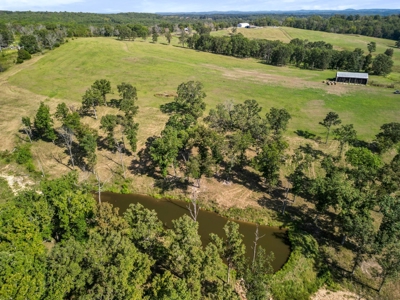 Beautiful 167-Acre Working Farm With Abundant Water - image 6