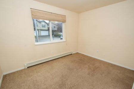 Townhome-Style Condo for Sale in Eagle River, Alaska - image 3