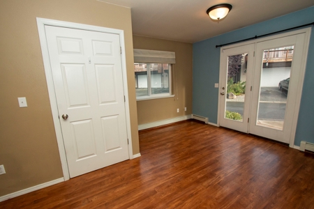 Townhome-Style Condo for Sale in Eagle River, Alaska - image 5