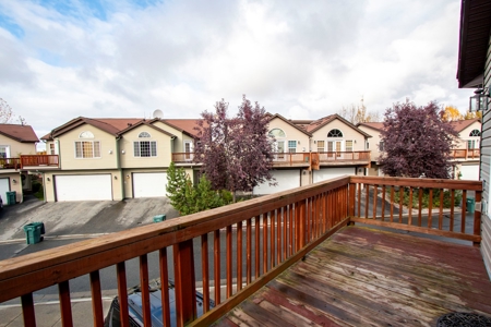 Townhome-Style Condo for Sale in Eagle River, Alaska - image 23
