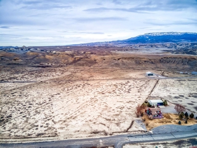 Colorado Fly In Fly Out Property in Delta Colorado For Sale - image 7
