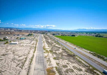 Colorado Fly In Fly Out Property in Delta Colorado For Sale - image 8