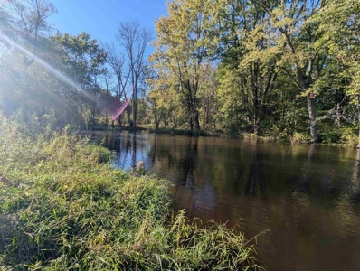 Riverfront Property For Sale in New London, WI - image 46
