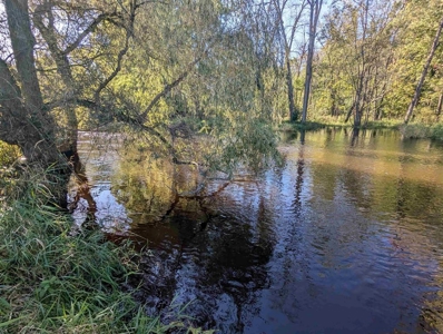 Riverfront Property For Sale in New London, WI - image 43