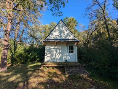 Riverfront Property For Sale in New London, WI - image 47