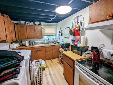 Investment Property for Sale in WIllis VA! - image 15