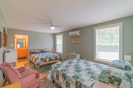 Restored 1930s Schoolhouse, Chesterfield  SC – Income-Poducing - image 32