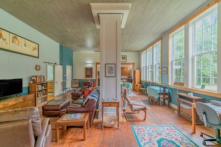 Restored 1930s Schoolhouse, Chesterfield  SC – Income-Poducing - image 7
