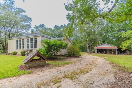 Restored 1930s Schoolhouse, Chesterfield  SC – Income-Poducing - image 36