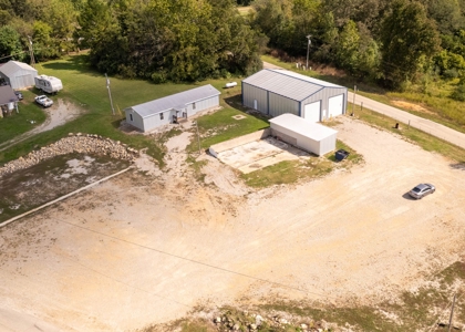 Commercial Property | Office Building and 40 x 60 Shop - image 3