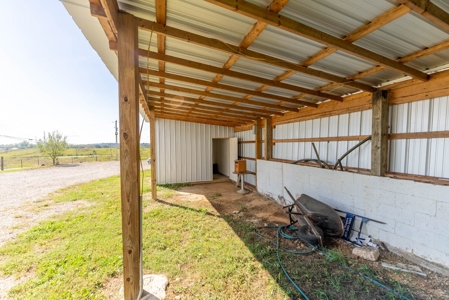 Commercial Property | Office Building and 40 x 60 Shop - image 37
